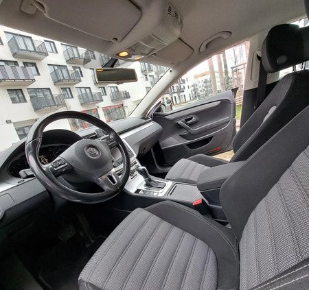 Volkswagen CC cena 40000 przebieg: 240000, rok produkcji 2013 z Wrocław małe 277